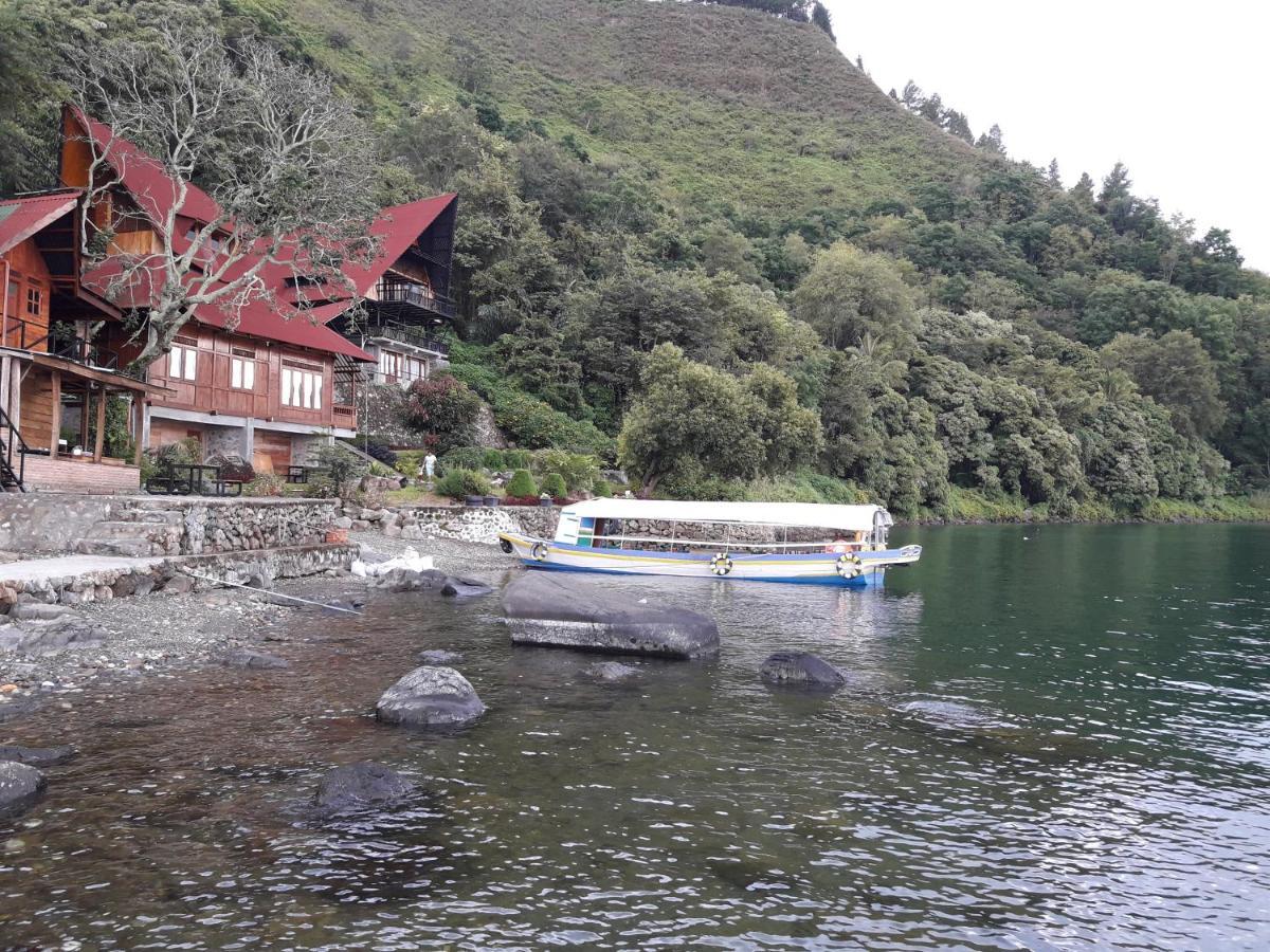 Pondok Berata Dapdap Balige Eksteriør billede