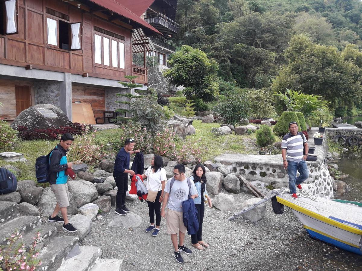 Pondok Berata Dapdap Balige Eksteriør billede