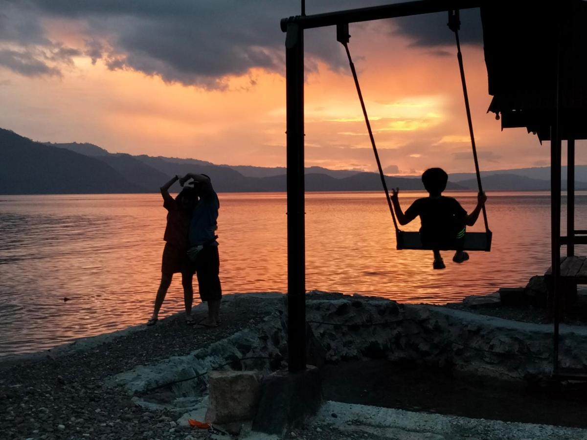 Pondok Berata Dapdap Balige Eksteriør billede