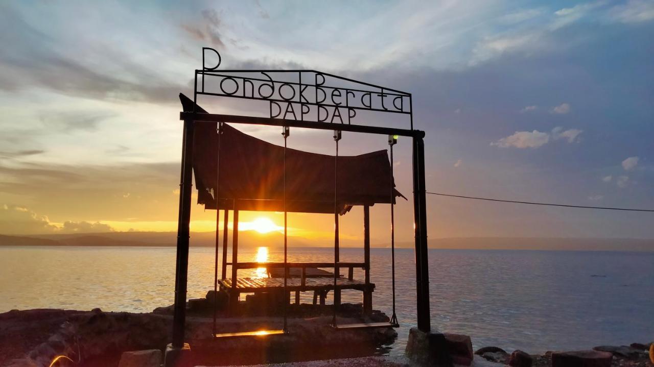 Pondok Berata Dapdap Balige Eksteriør billede
